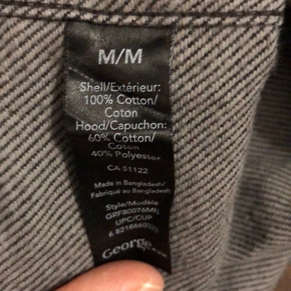 Hooded button down - Picture 5 of 5